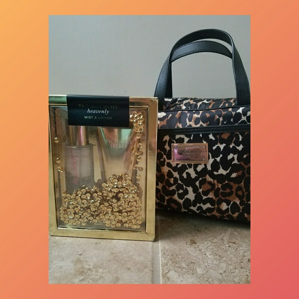 NWT VS FRAGRANCE AND LOTION SET